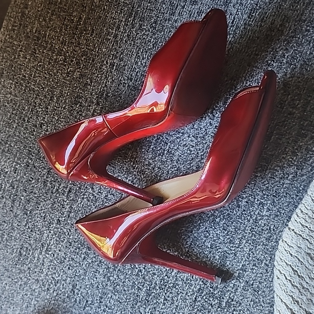 Christian Louboutin, You You peep toe - Picture 2 of 12